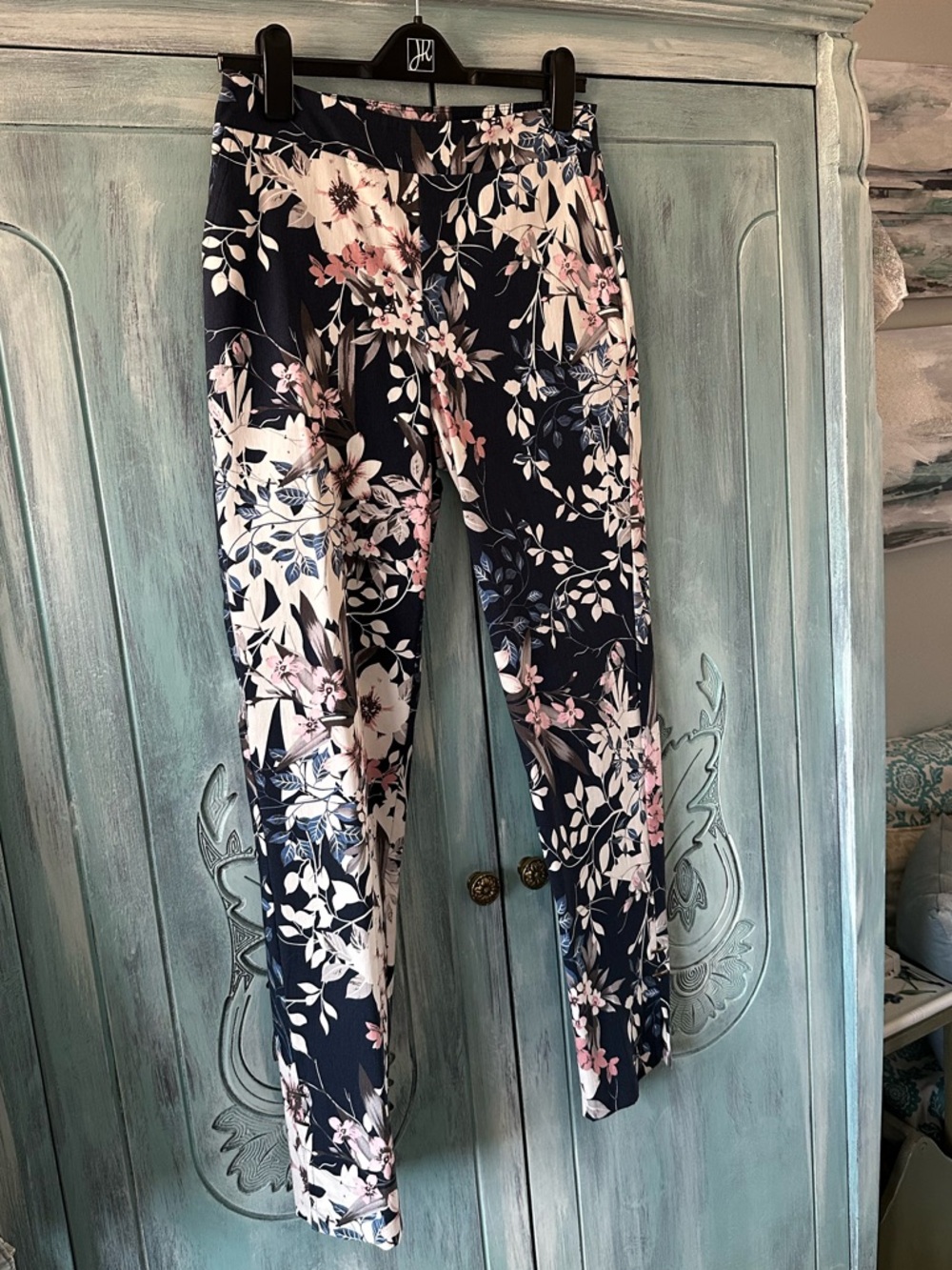 Frank Lyman Navy Floral Slim Pants with Pink & Cream Blooms, Size 10, $50 NWOT